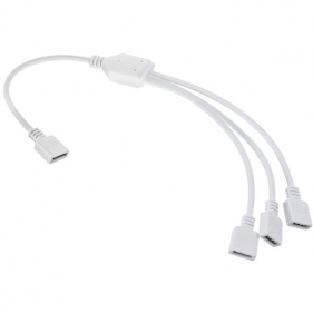 Obrázek pro Konektor - rozvodka RGB 1x4 pin samica / 3x 4 pin samica